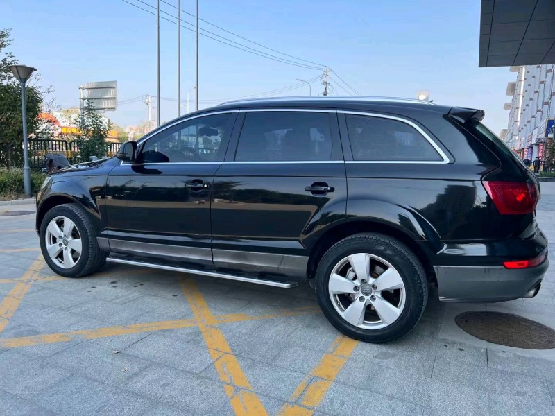 济宁12年奥迪Q72