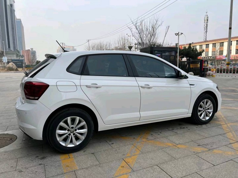 济宁22年大众polo3