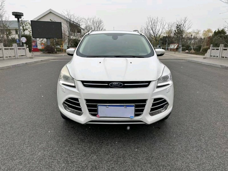 徐州13年福特翼虎1