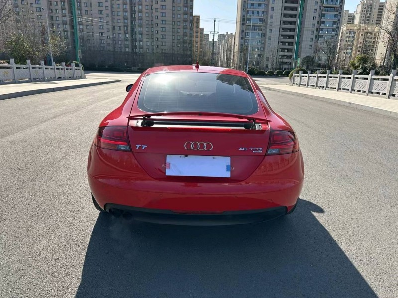 徐州10年奥迪TT5
