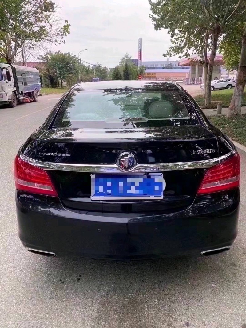 枣庄14年别克君越2