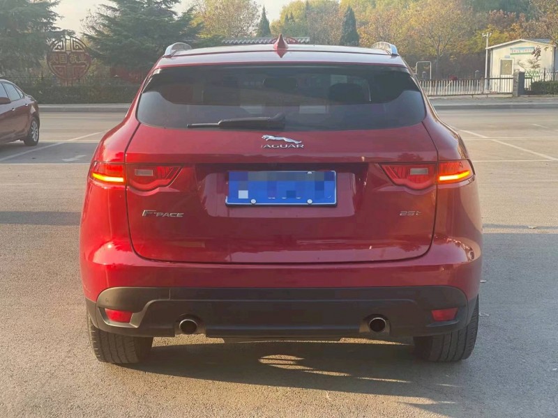 濟寧17年捷豹F-PACE1