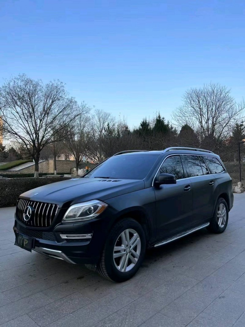 邢台13年奔驰GL8