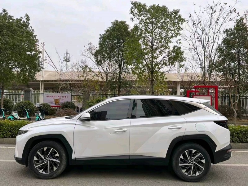 衡阳21年现代途胜6