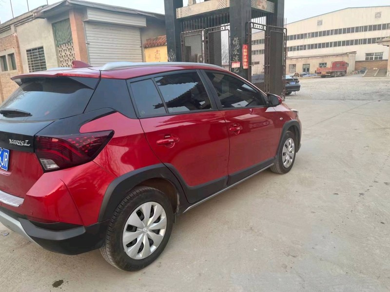 保定21年丰田YARiS L 致炫5
