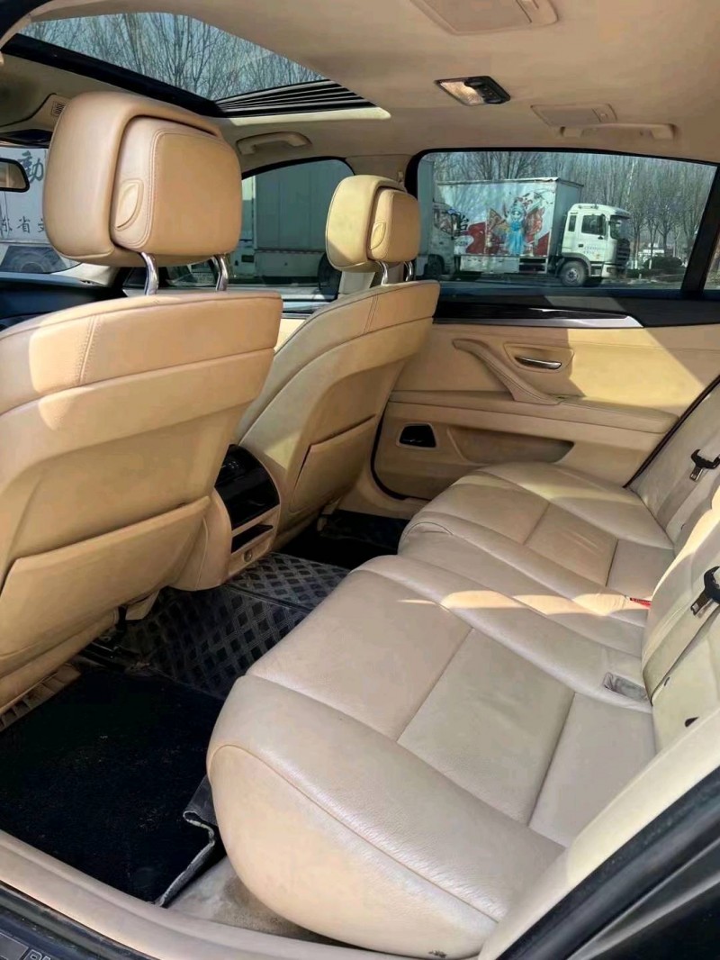 北京13年宝马5系4