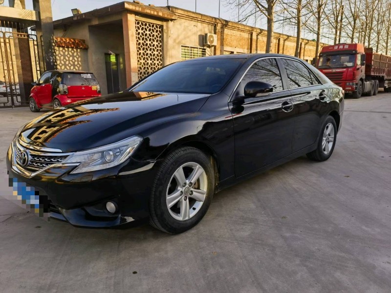 保定14年丰田锐志2