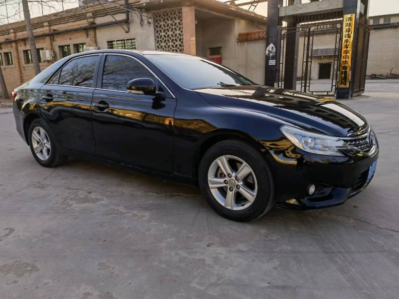 保定14年丰田锐志3