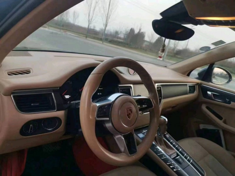 咸陽16年保時捷Macan7