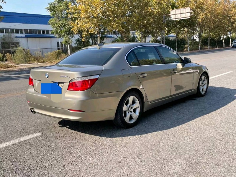 保定10年宝马5系4