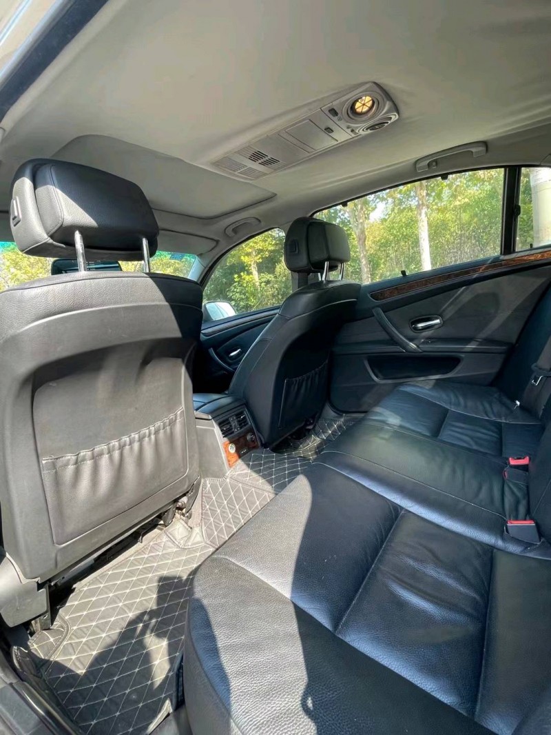 保定10年宝马5系8