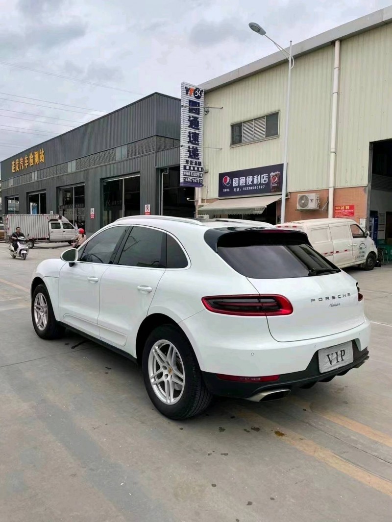 东莞16年保时捷Macan8