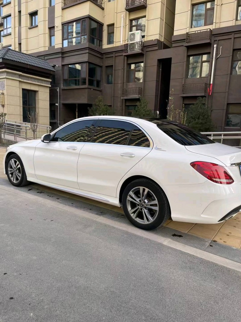 邢台17年奔驰C7