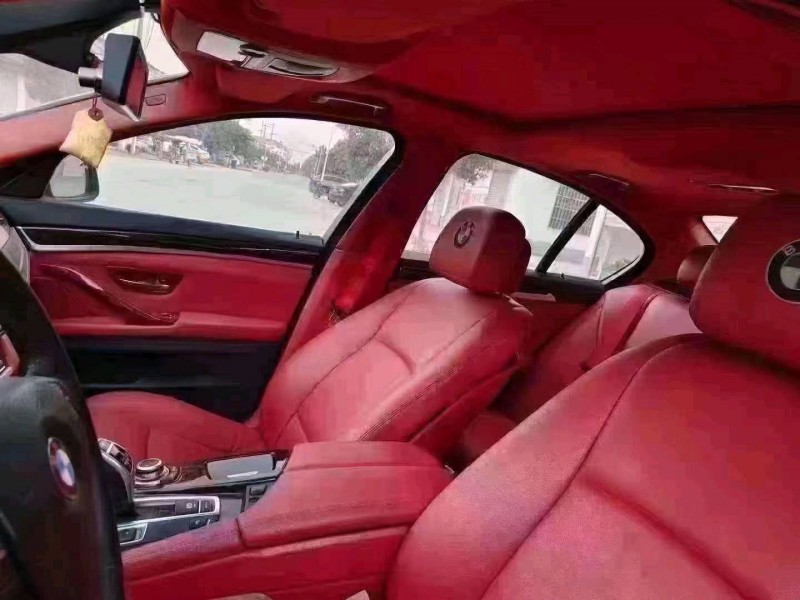 北京11年宝马5系3