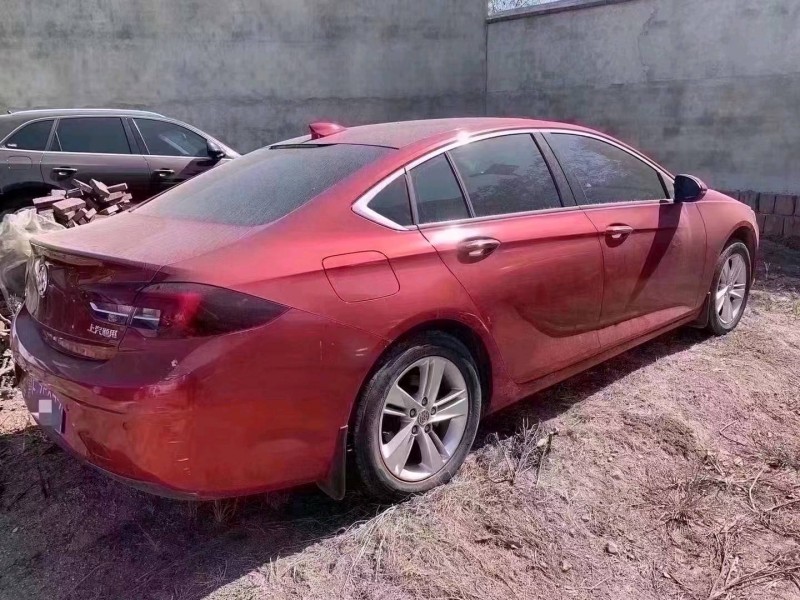 宜春18年别克君威4