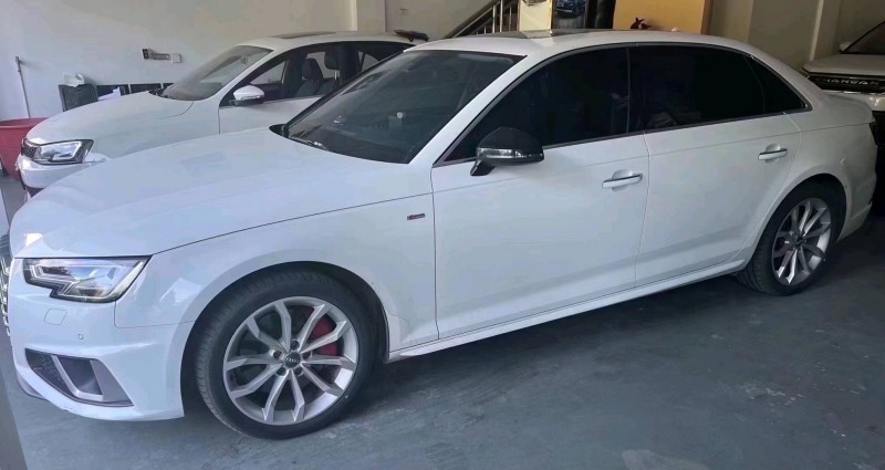 宜昌19年奥迪A4L4