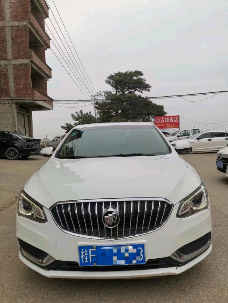 梧州17年别克英朗1