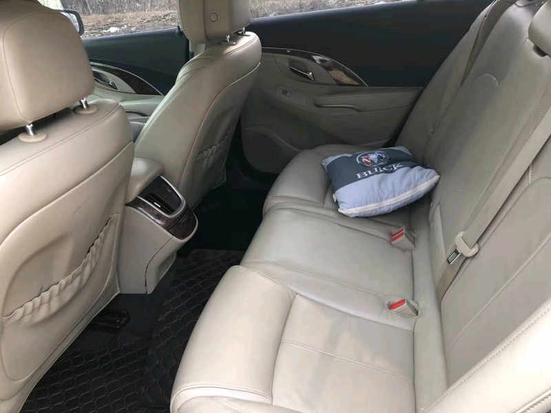 东营16年别克君越5