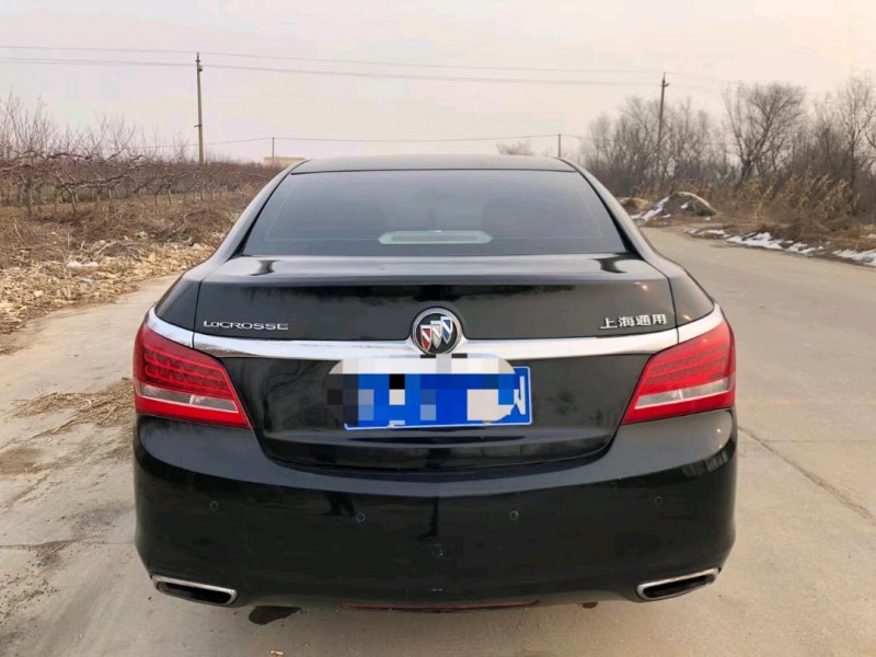 东营16年别克君越9