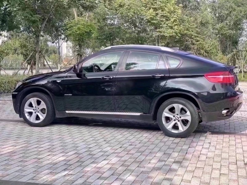 北京11年宝马X65