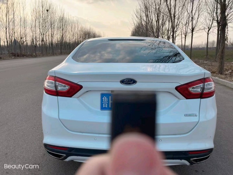 济宁16年福特蒙迪欧8