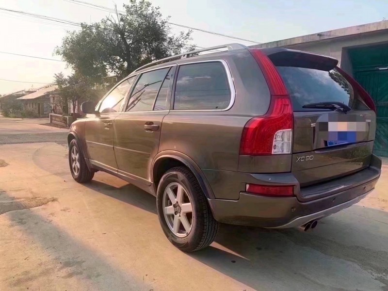 青岛12年沃尔沃XC907