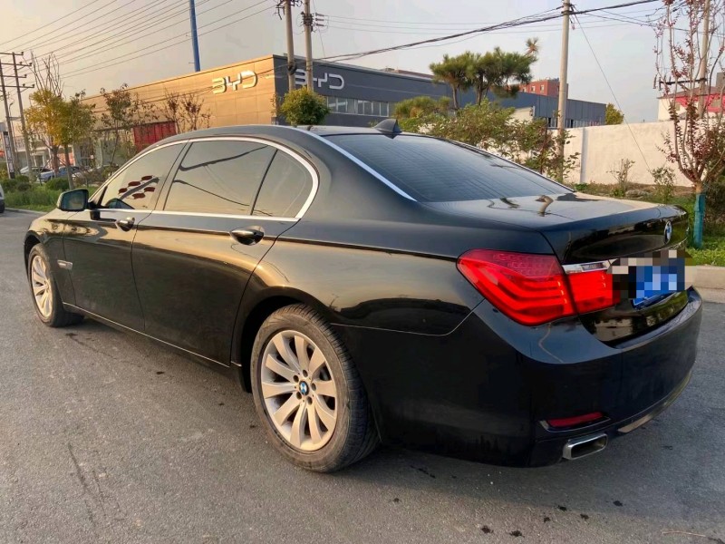 保定10年宝马7系4