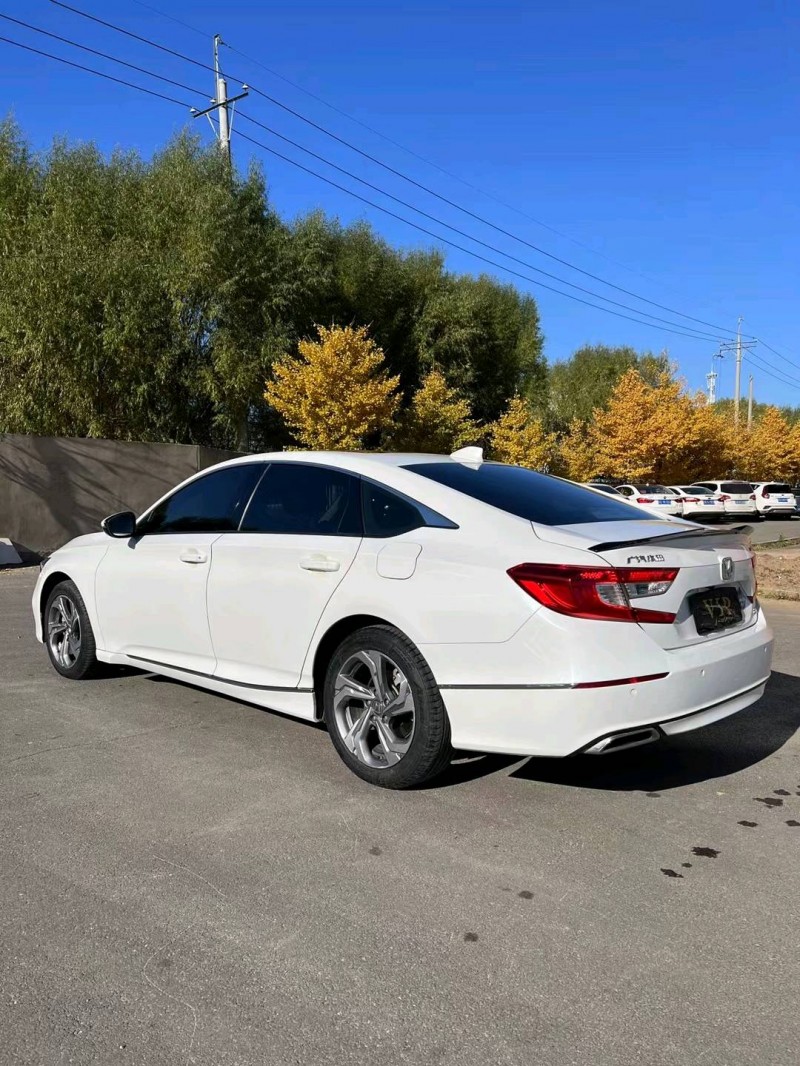 沈阳18年本田雅阁5