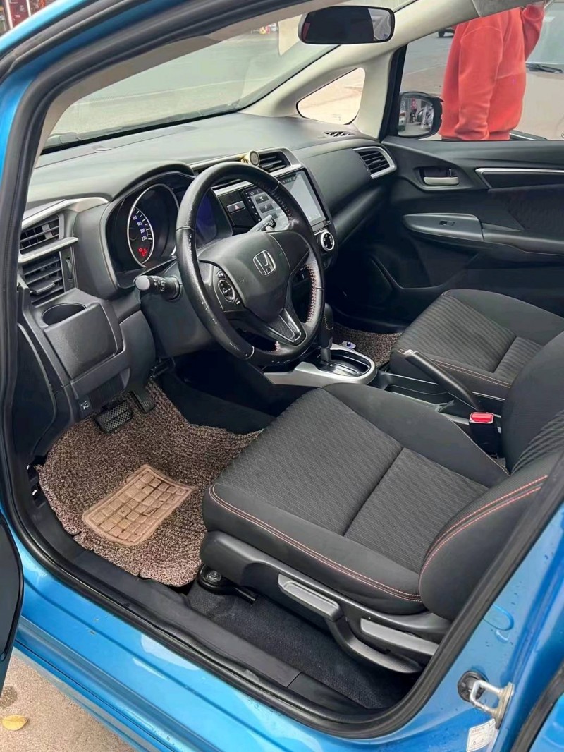 衡阳18年本田飞度3