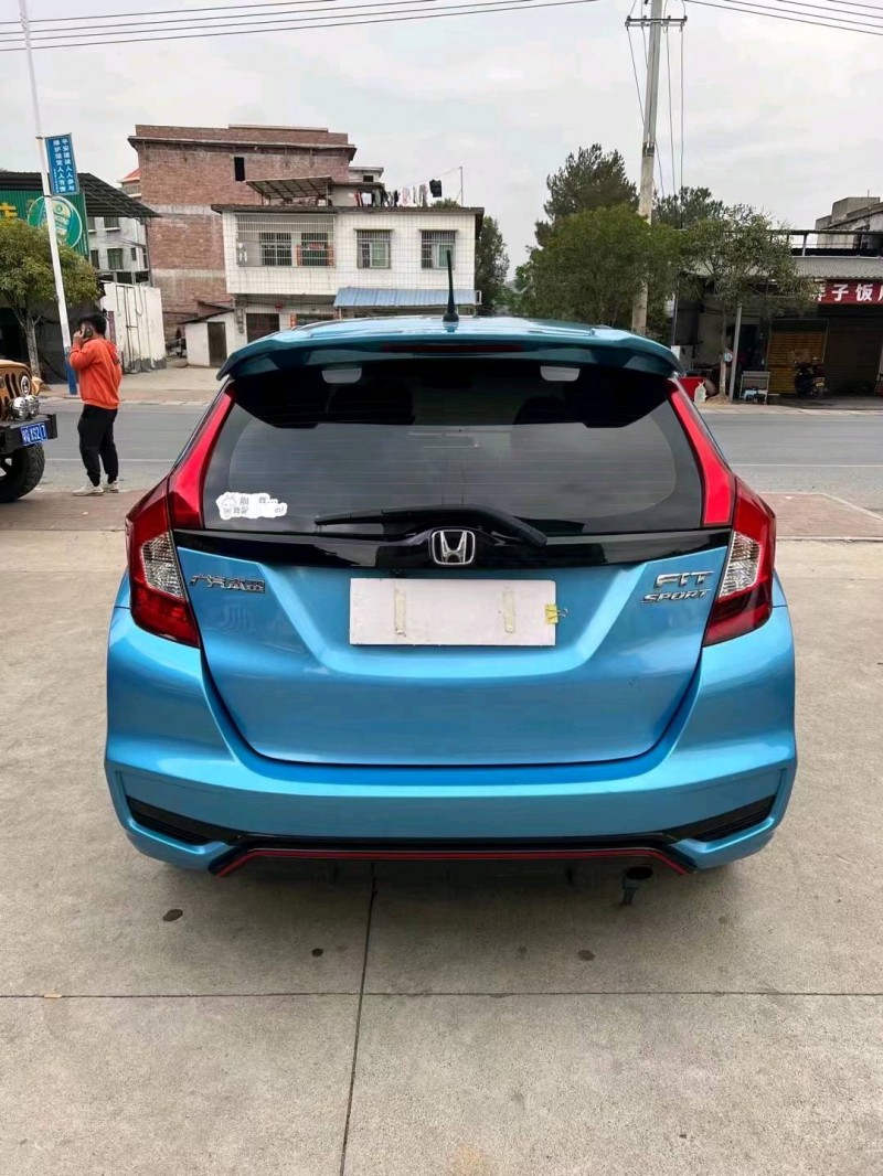 衡阳18年本田飞度2