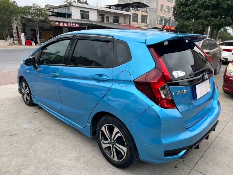 衡阳18年本田飞度4