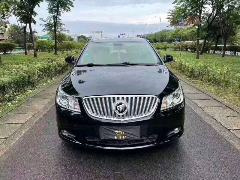 嘉兴13年别克君越1