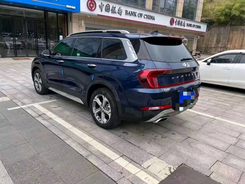 衡阳19年现代新胜达4