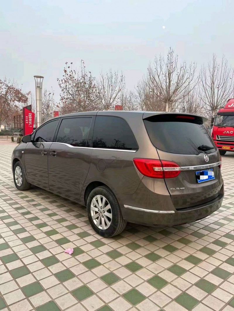 北京17年别克GL86