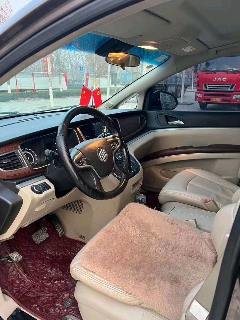 北京17年别克GL89