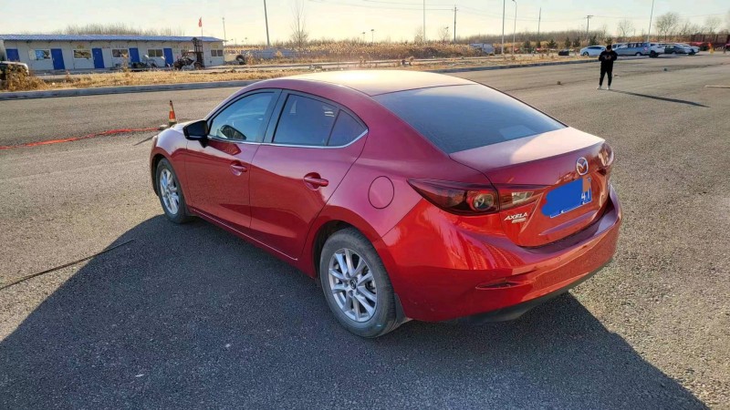 邯郸19年马自达昂克赛拉3