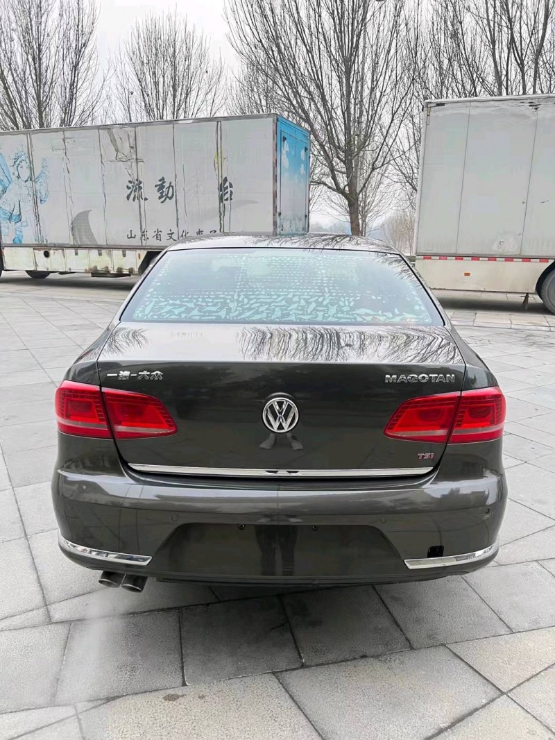 北京16年大众迈腾2