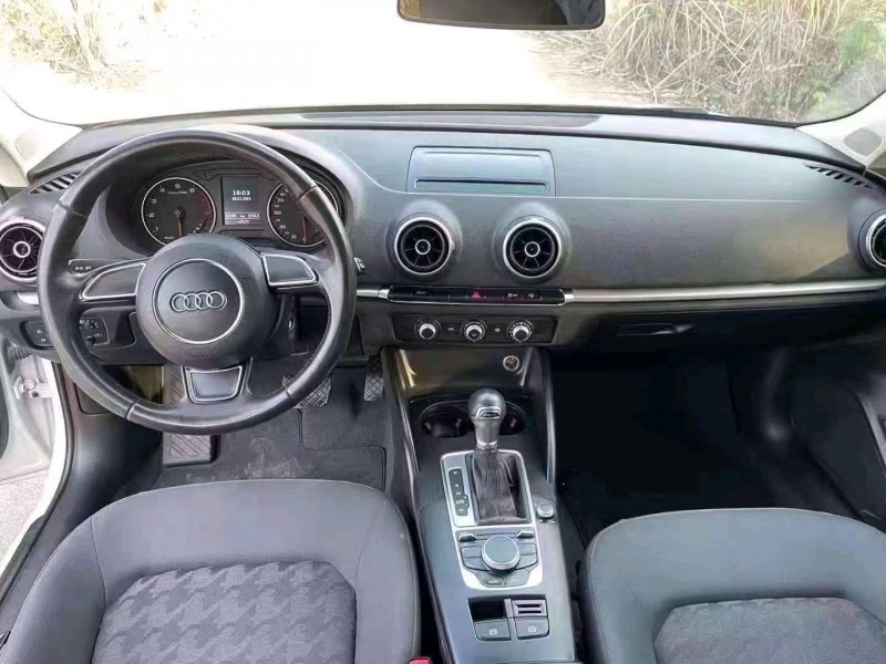 宜昌17年奥迪A34