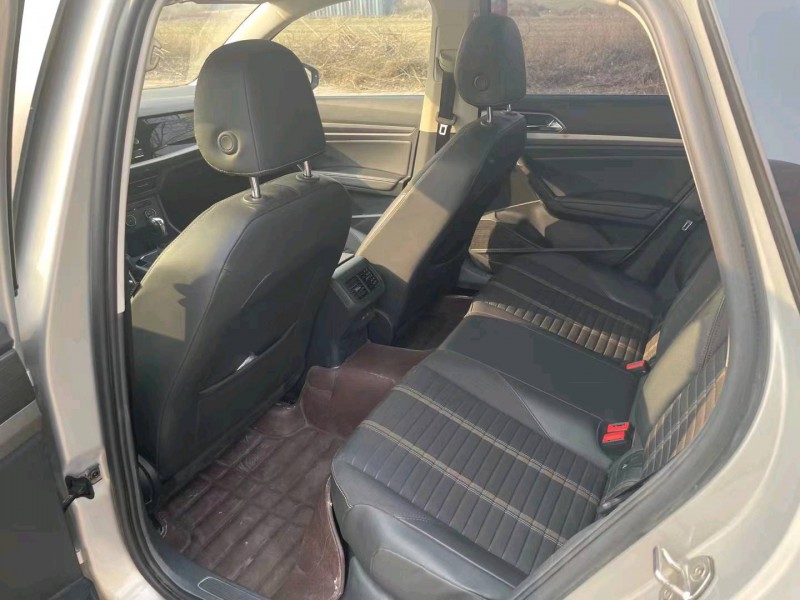 邯郸19年大众朗逸5