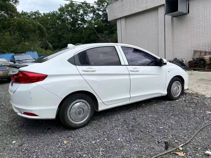 珠海18年本田锋范5