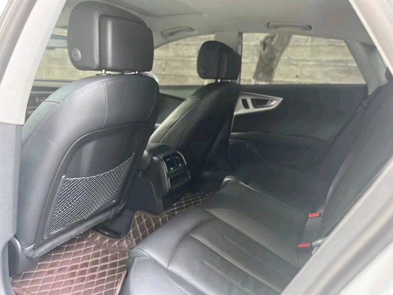 成都18年奥迪A7L3