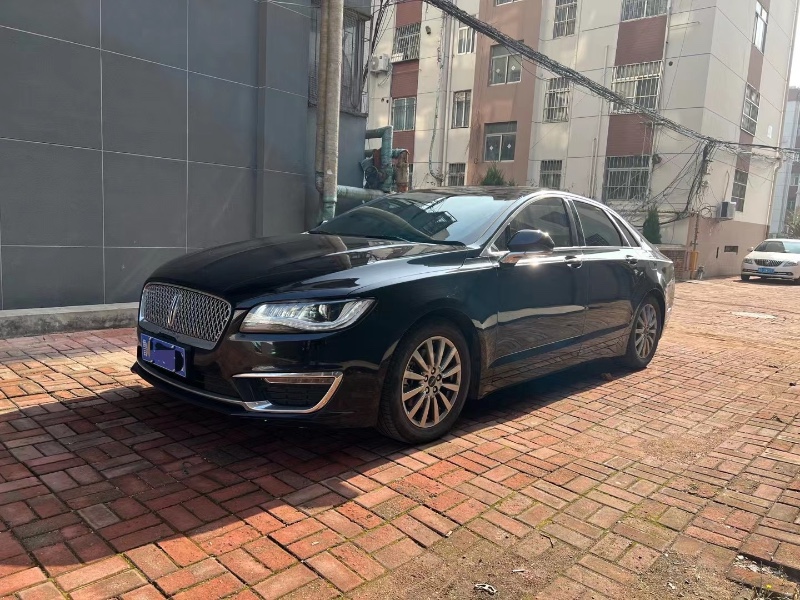 青島20年林肯MKZ4