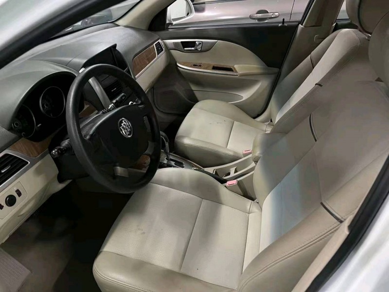 衡阳16年别克凯越6