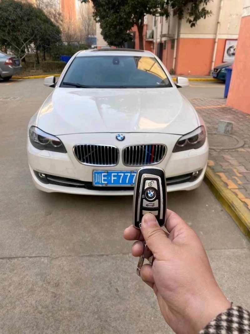 济南12年宝马5系1