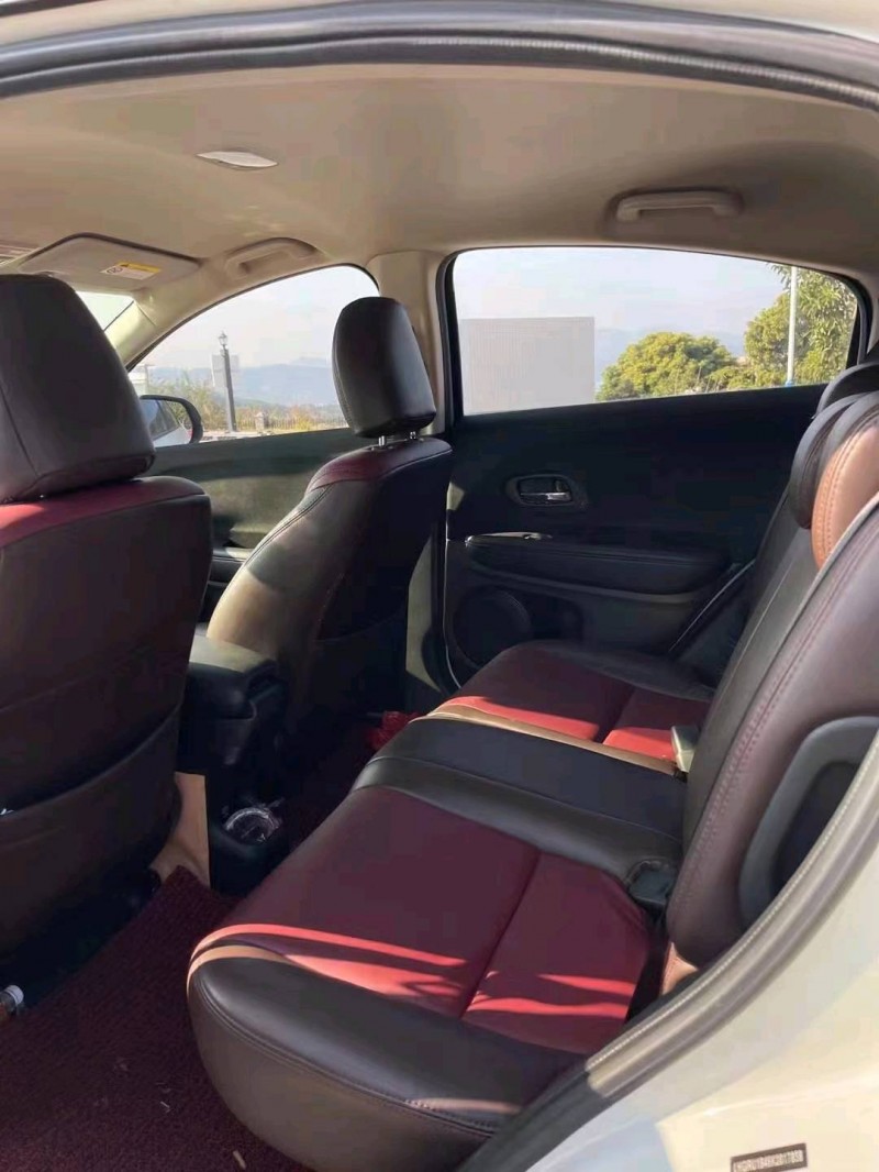 珠海19年本田缤智1