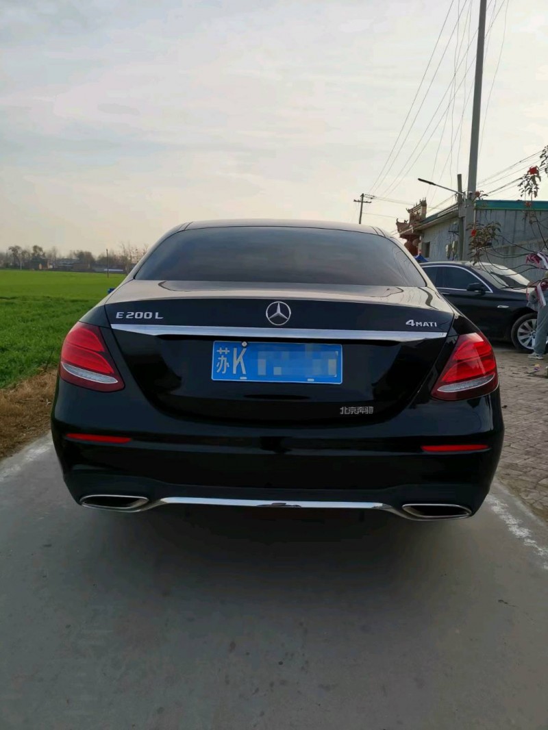 北京17年奔驰E9
