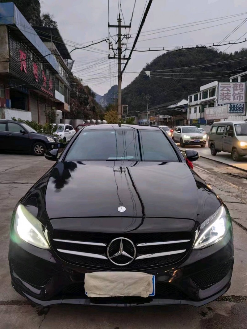 济南17年奔驰C9