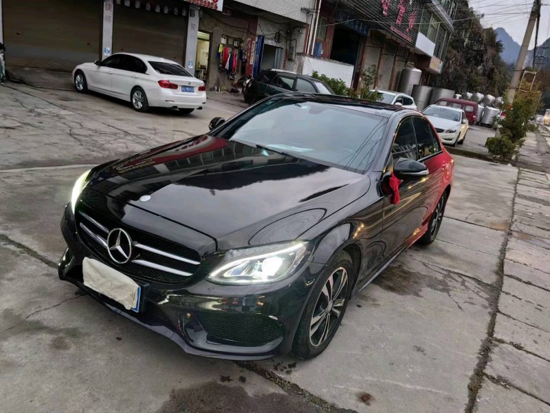 济南17年奔驰C8
