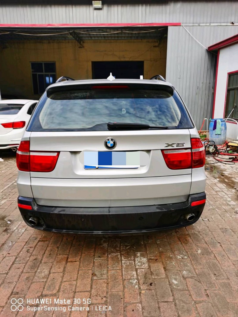 保定09年宝马X59