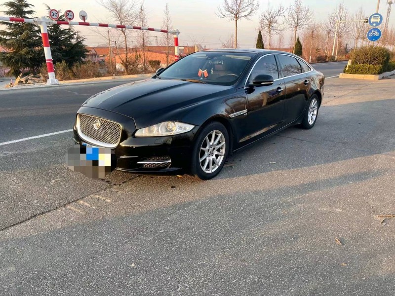 東營12年捷豹XJL8